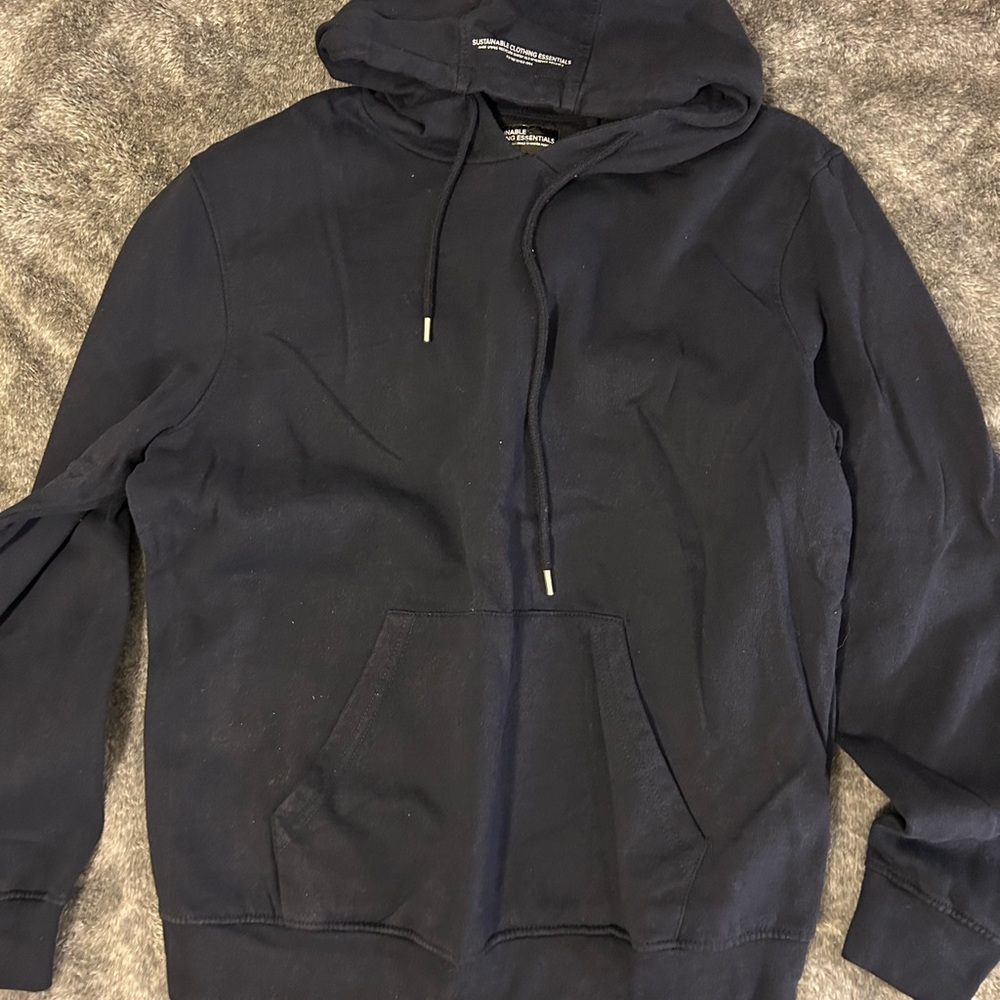 navy hoodie size large